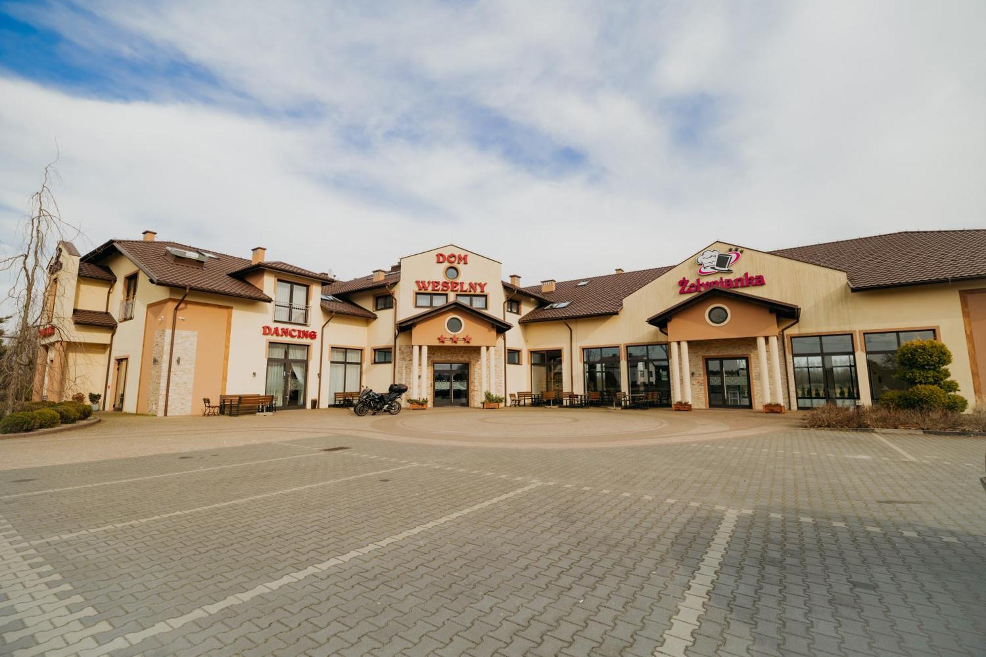 Noclegi - Apartamenty Zolynianka Exterior foto