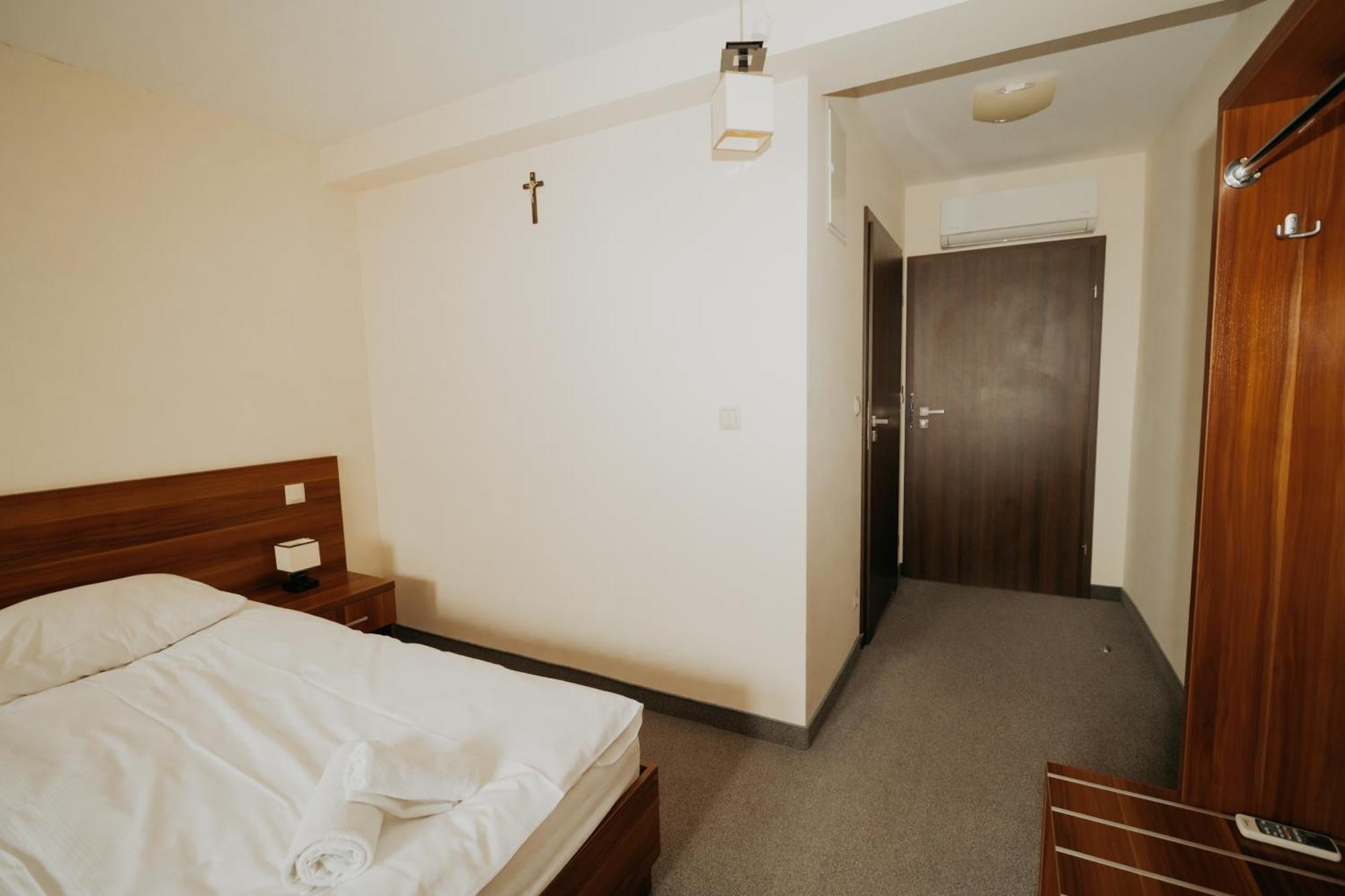 Noclegi - Apartamenty Zolynianka Exterior foto