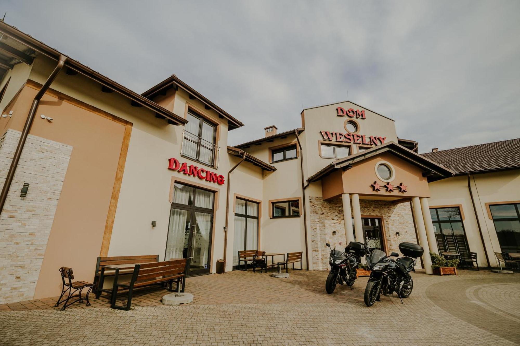 Noclegi - Apartamenty Zolynianka Exterior foto