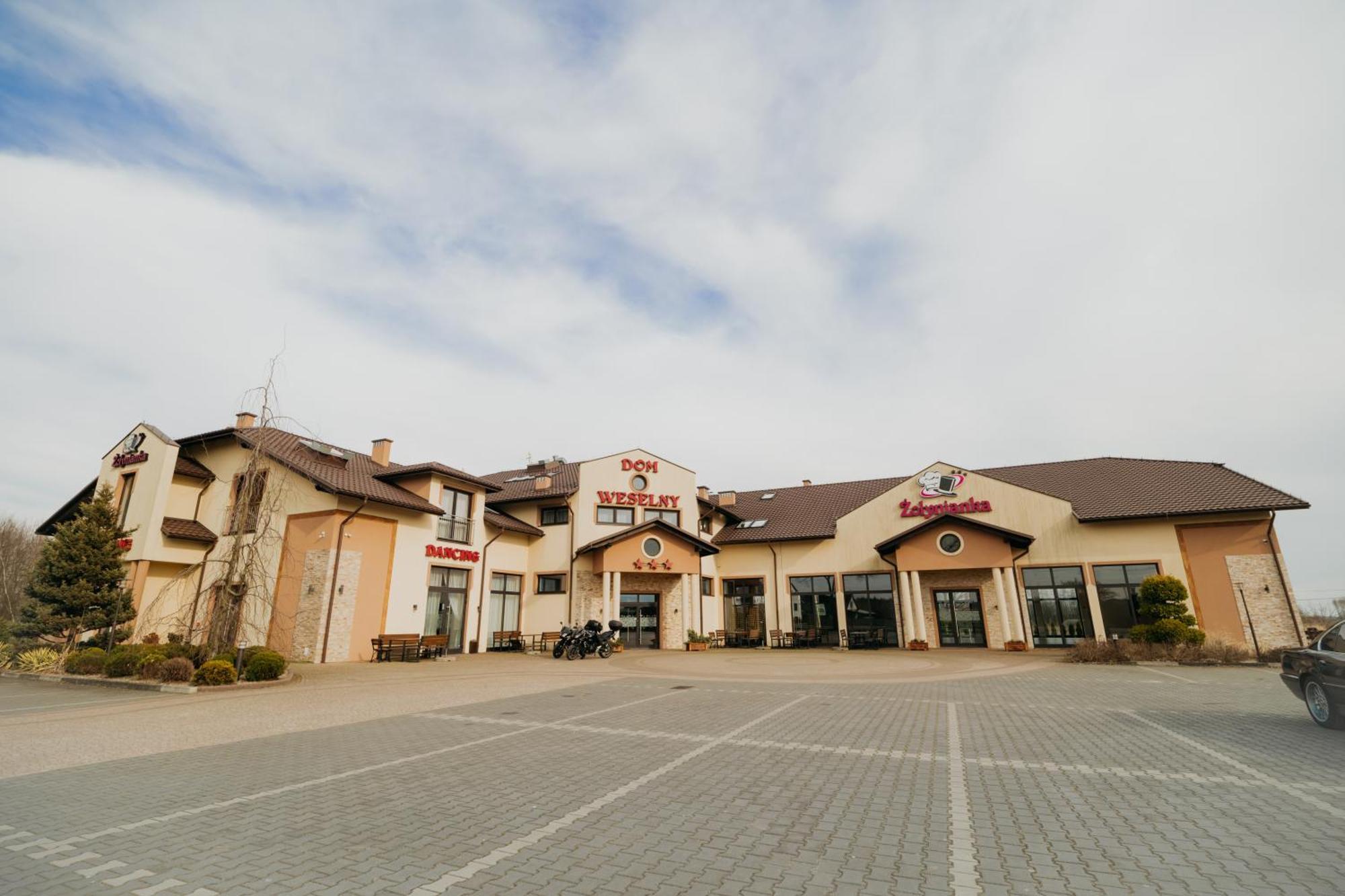Noclegi - Apartamenty Zolynianka Exterior foto